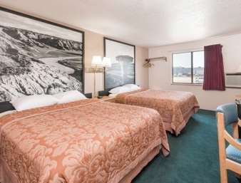 Super 8 By Wyndham Glendive Hotel Phòng bức ảnh