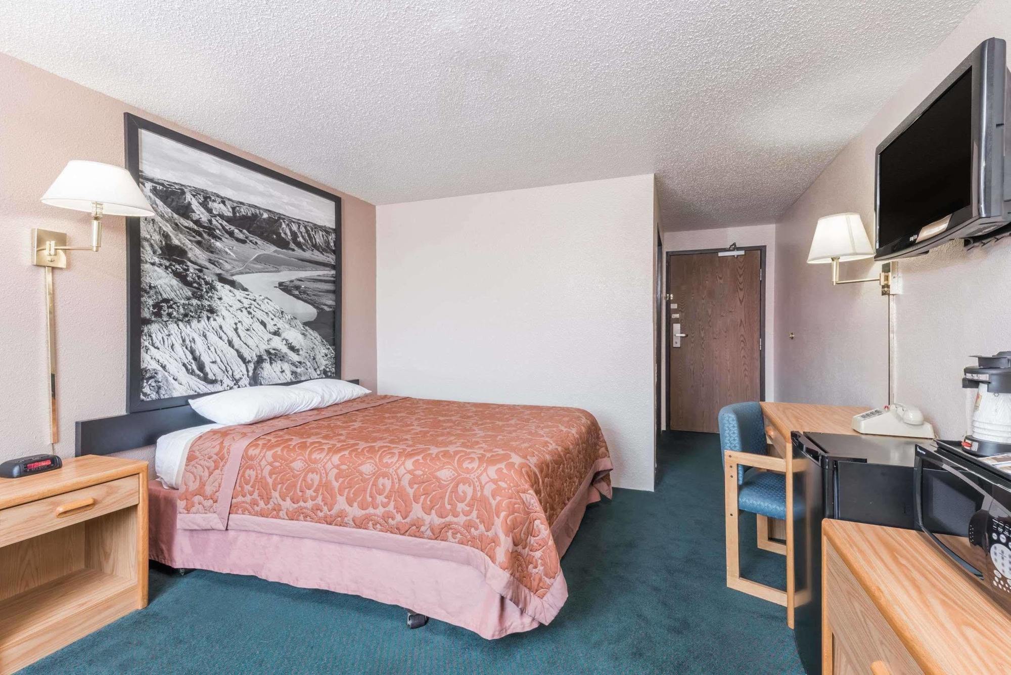 Super 8 By Wyndham Glendive Hotel Ngoại thất bức ảnh