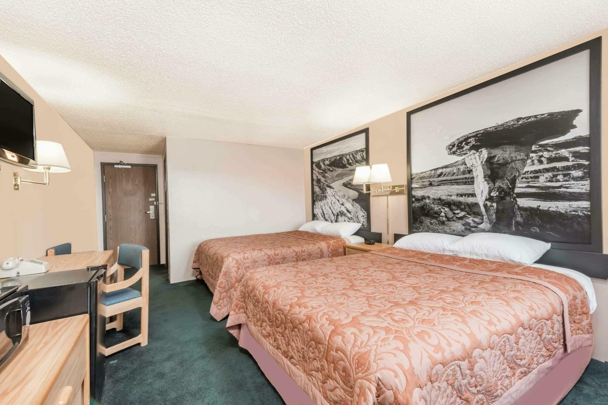 Super 8 By Wyndham Glendive Hotel Ngoại thất bức ảnh